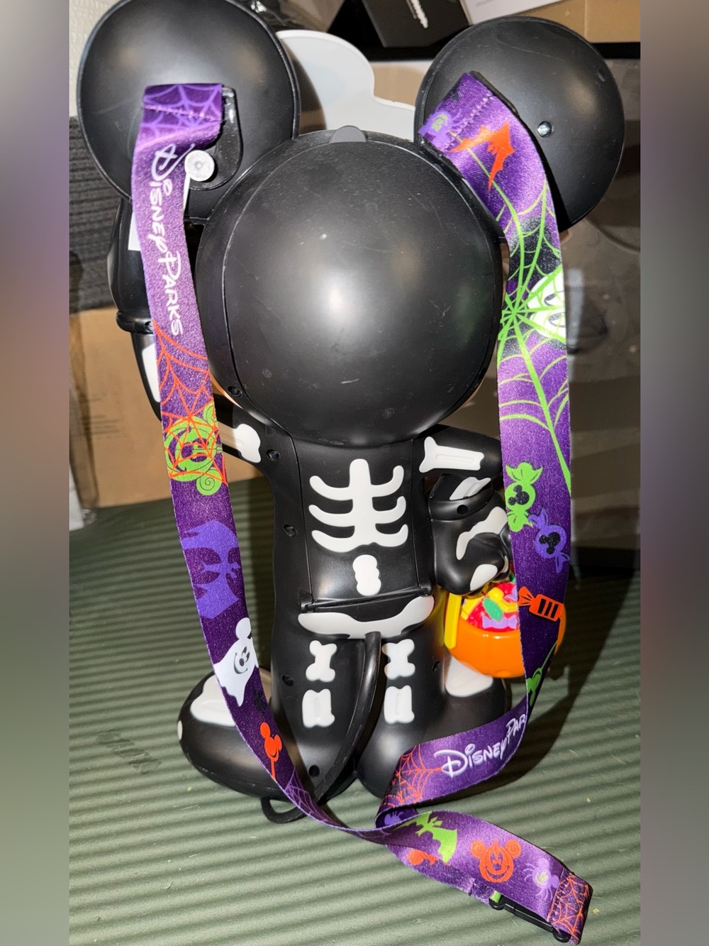 Mickey Mouse Skeleton Popcorn Bucket w/strap - Walt Disney World Magic Kingdom - Picture 4 of 4